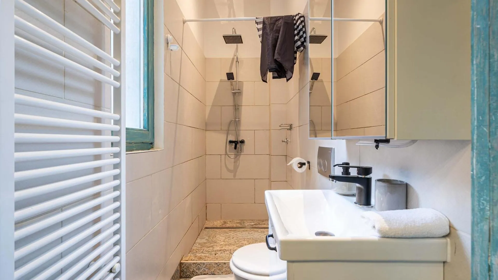 The Luxe Hideaway W40 Apartment Budapest Hungary